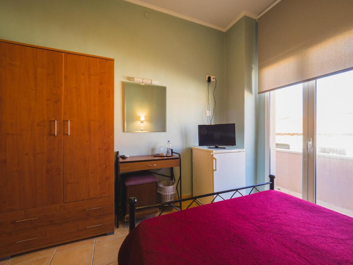 Filoxenia Hotel Chios Town Exterior photo